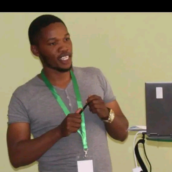 Boniface Muthii Gichobi